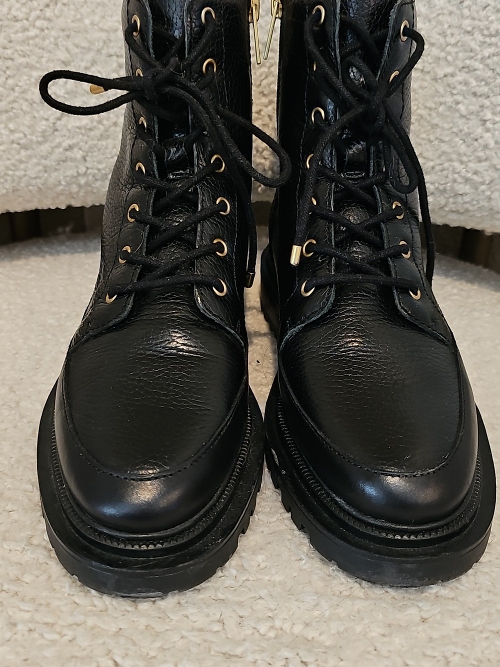 Vince Camuto Leasa Bootie - Picture 3 of 7